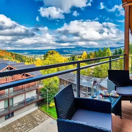 Karpatia By Royal Aparts شقة