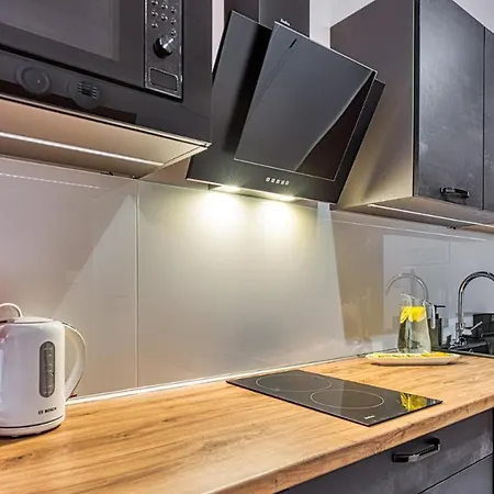 شقة Karpatia By Royal Aparts كارباش