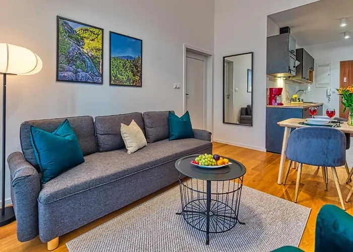 Apartamento Karpatia By Royal Aparts