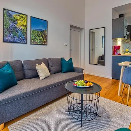 Apartment Karpatia By Royal Aparts