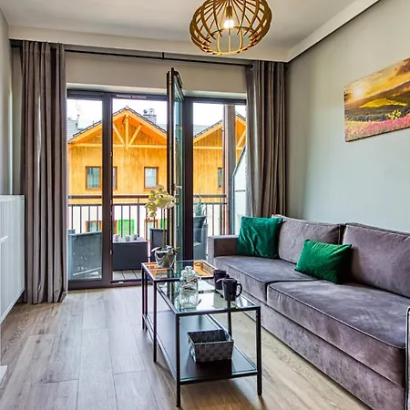 Karpatia By Royal Aparts Apartment *