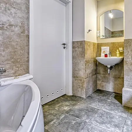 Apartamento Karpatia By Royal Aparts